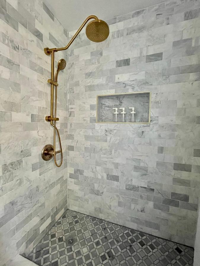 Brand New, Cozy, Modern, One-Bedroom Apartment Falls Church Εξωτερικό φωτογραφία