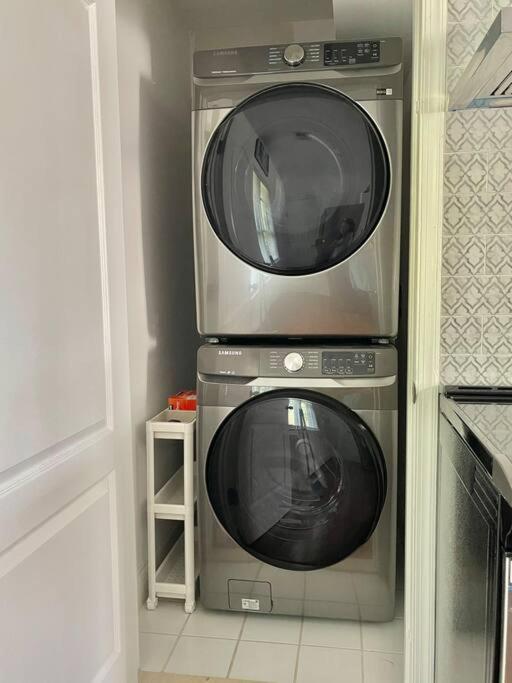 Brand New, Cozy, Modern, One-Bedroom Apartment Falls Church Εξωτερικό φωτογραφία